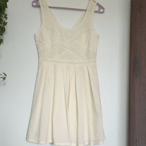 American Eagle off white sleeveless eyelet skater dress size 2